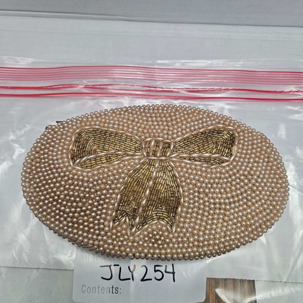 VINTAGE PEARL SHARONEE HAND BEADED BAG MADE IN JAPAN